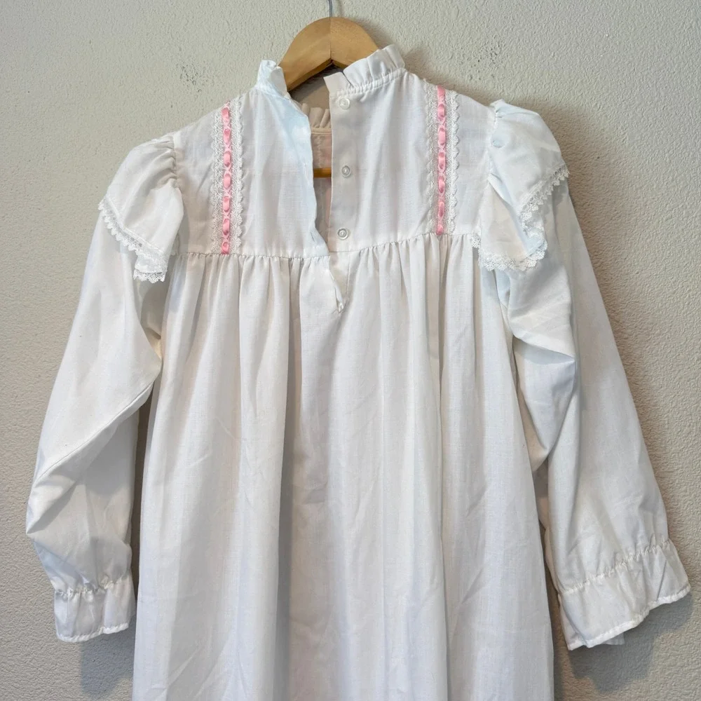 American Girl Girls White Victorian Lace Pink Ribbon Nightgown Size M Medium